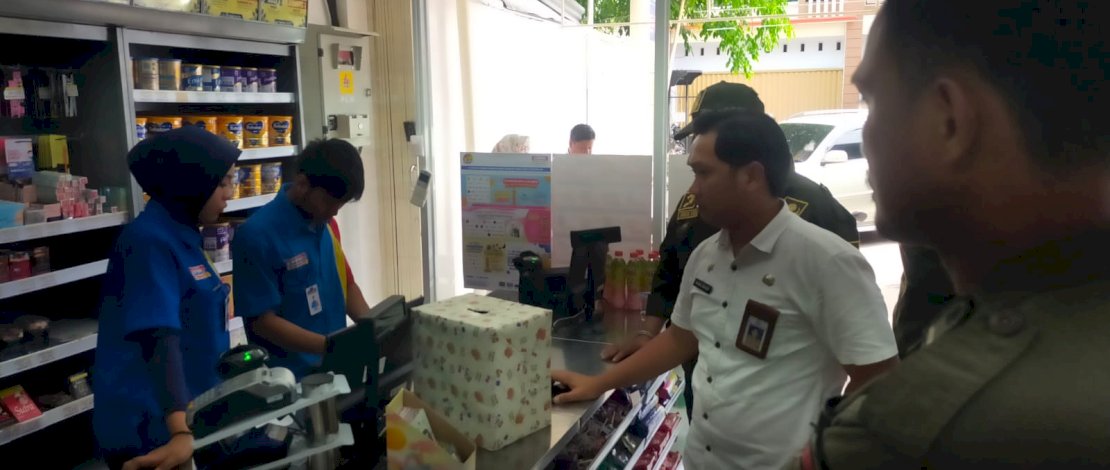 Sidak Minimarket yang tak punya izin IMB.