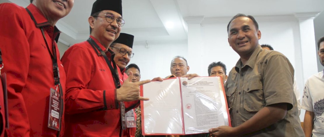 Partai Demokrasi Indonesia Perjuangan (PDIP) Sulsel mendaftarkan 85 Bakal Calon Anggota Legislatif (Bacaleg) ke DPRD Sulsel, Kamis, 11 Mei 2023. Partai Demokrasi Indonesia Perjuangan (PDIP) Sulsel mendaftarkan 85 Bakal Calon Anggota Legislatif (Bacaleg) ke DPRD Sulsel, Kamis, 11 Mei 2023.