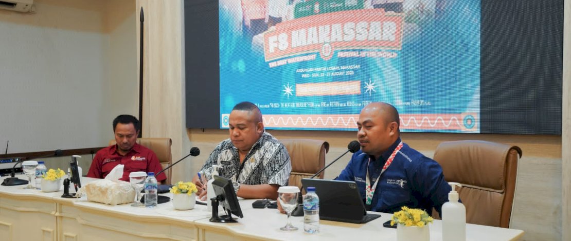 Dinas Pariwisata Kota Makassar (Dispar) Makassar berkunjung ke Kota Ambon, Provinsi Maluku, untuk mempromosikan Kota Makassar dalam ajang Direct Sale.