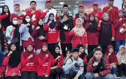 Asisten Pemerintahan Setda Lepas Kontingen PMR - PMI Selayar ke Jumbara IX Sulsel