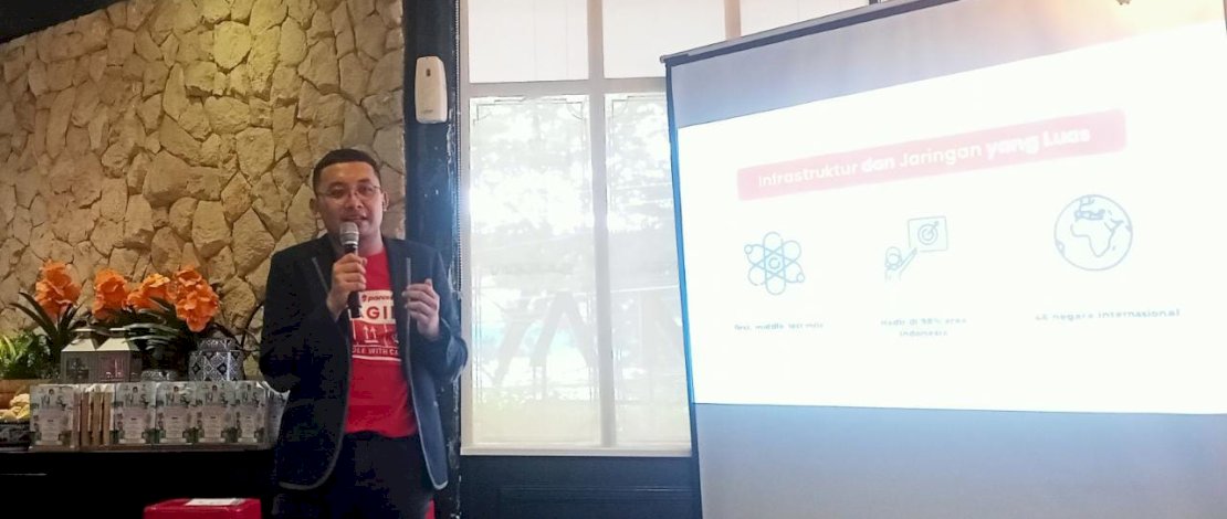 Benno Suryo Ariantoputro selaku Head of Brand Lion Parcel