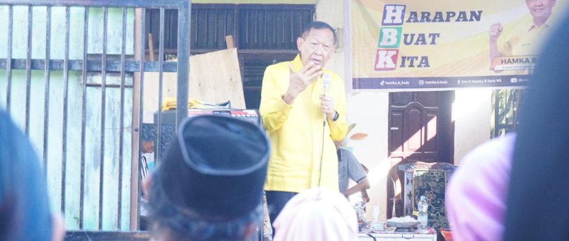 Anggota DPR RI, Hamka B Kady, di Kelurahan Daya, Kecamatan Biringkanaya, Kota Makassar, disambut dengan hangat dan meriah oleh warga, Jumat, 12 Mei 2023.