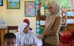 Gelar Ujian Berbasis Android, Bupati Luwu Utara Apresiasi SD Katokkoan Masamba