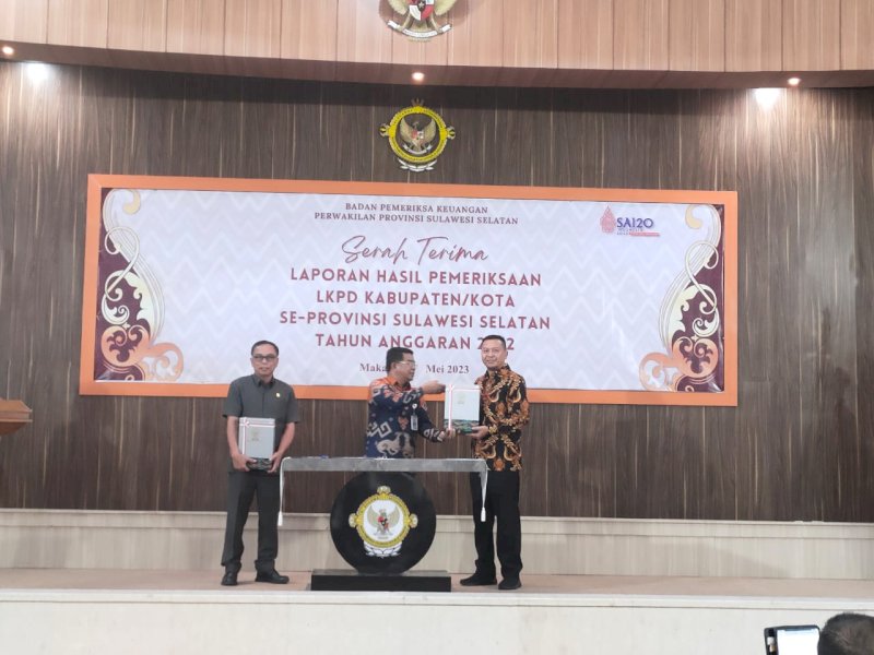 Terima LHP LKPD 2022, Basli Ali Sukses Antarkan Pemkab Selayar Raih WTP Ketujuh Kalinya