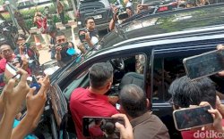 Dugaan Korupsi, Mobil Menteri Komunikasi Jonny G Plate Digeledah di Kejagung