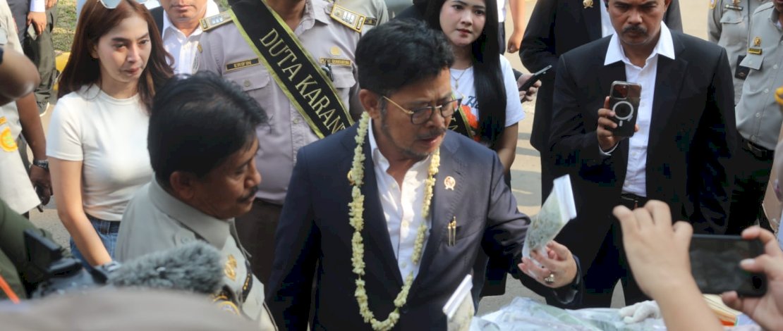 Mentan SYL melepas ekspor produk pertanian senilai Rp25,5 miliar ke 23 Negara.