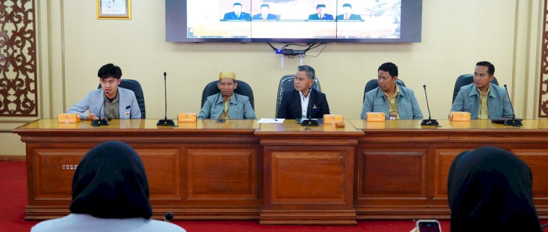 Anggota DPRD Sulsel Fraksi Demokrat Terima Kunjungan MPK SMA Islam Athirah Bukit Baruga