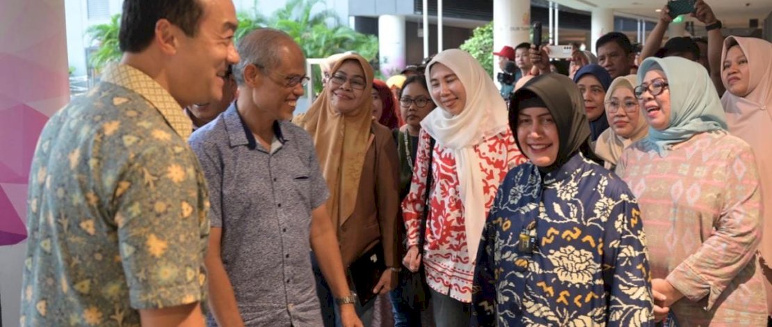 Bunda PAUD Kota Makassar dan 32 Kepsek Disambut Menteri Singapura Masagos Zulkifli