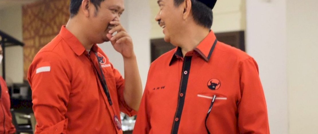 Dokter Fadli Ananda bersama Ridwan Wittiri, Ketua PDI Perjuangan Sulsel. Dokter Fadli Ananda bersama Ridwan Wittiri, Ketua PDI Perjuangan Sulsel.