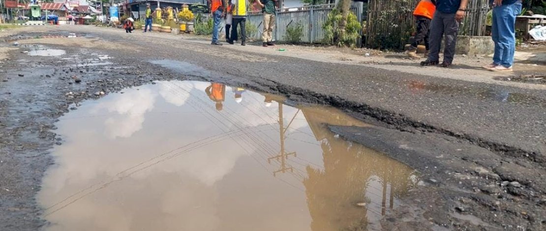 Kondisi jalan Ruas Salaonro - Ulugalung.