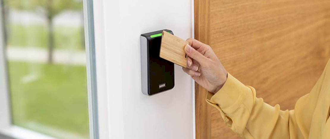 HID Luncurkan Kartu Keamanan Akses Seos yang terbuat dari bahan baku Bambu