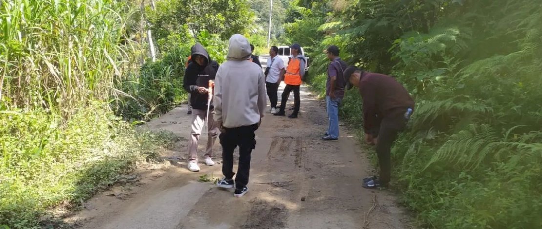 Dinas Bina Marga dan Bina Konstruksi Sulsel mulai menangani jalan pada ruas Tuppu - Pao - Pamulungan - Batas Kabupaten Tana Toraja di Kabupaten Pinrang.