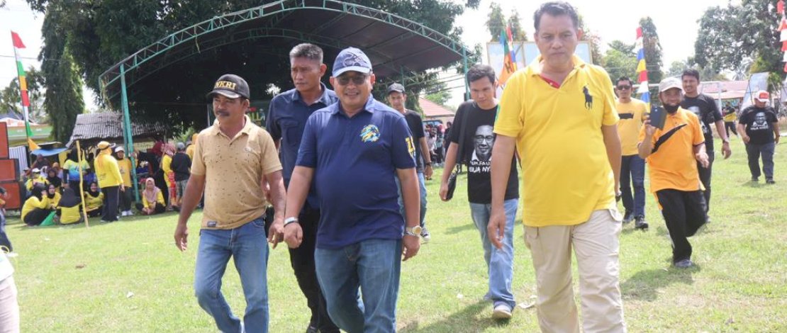 Tercatat 20 tim berlaga pada Open Turnamen Baseball Muhammad Fauzi, yang digelar di Lapangan Amassangan, Kecamatan Malangke, Kabupaten Luwu Utara.