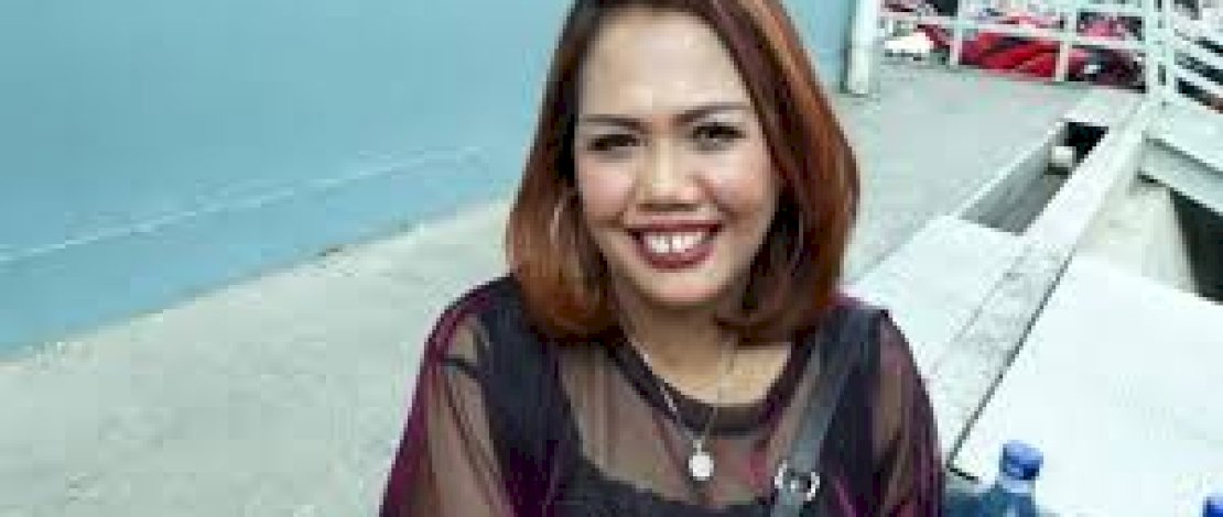 Faktor Ekonomi, Elly Sugigi Titip Anaknya di Tukang Sayur