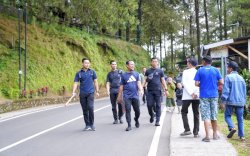 Sambil Jalan Pagi, Gubernur Sulsel Kunjungi Pasar Sentral Malino