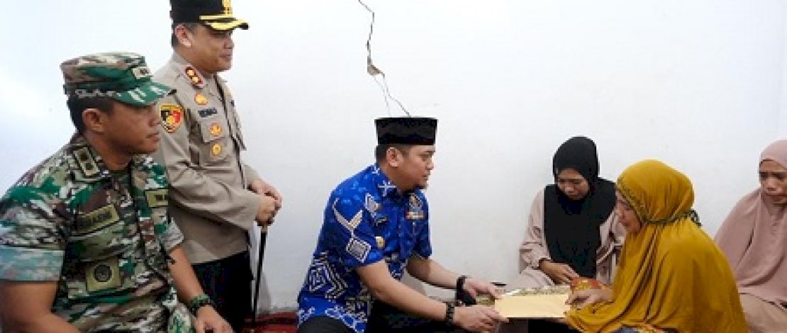 Sampaikan Bela Sungkawa, Adnan Kunjungi Keluarga Korban Pembusuran