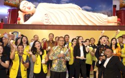 Danny Pomanto Ajak Masyarakat Perkuat Toleransi di Momen Waisak