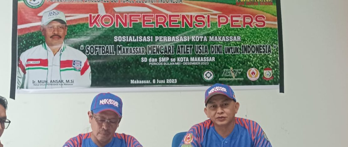 Konfrensi pers terkait program sosialisasi softball, di Kantor UPT PAL Makassar, Selasa, 6 Juni 2023.