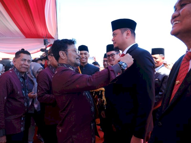 Bupati Gowa Persembahkan Tanda Kehormatan Satyalancana Wira Karya untuk Seluruh Petani