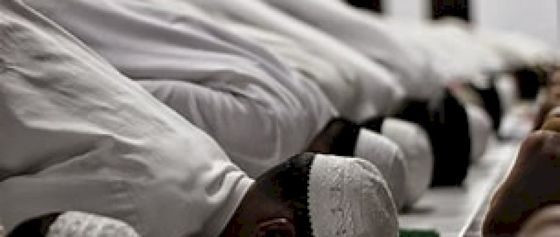 Berikut Tata Cara Sholat Qobliyah Subuh Lengkap dengan Bacaannya! Berikut Tata Cara Sholat Qobliyah Subuh Lengkap dengan Bacaannya!