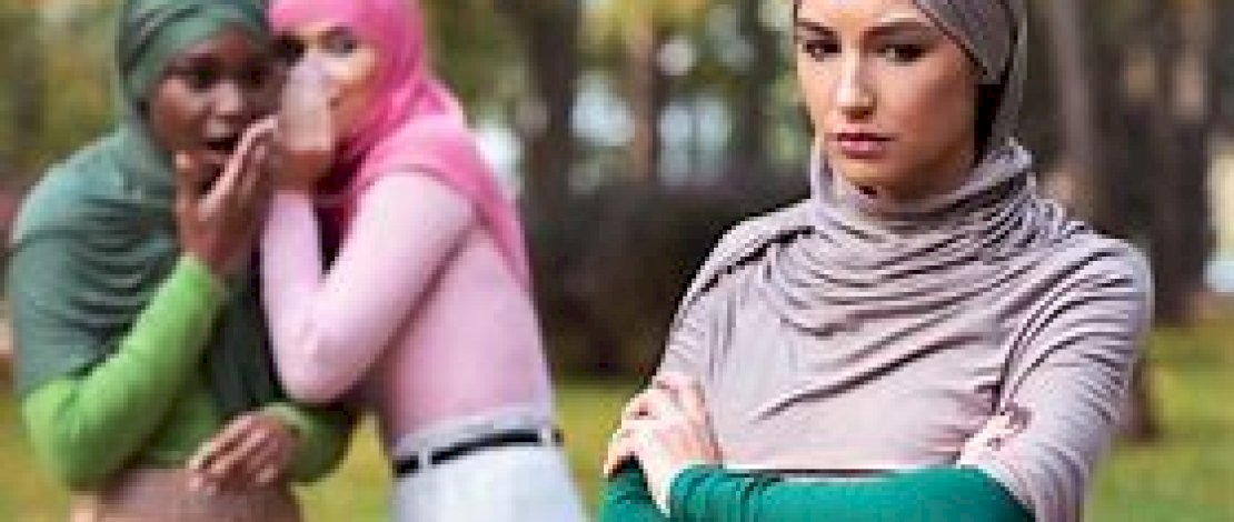 Enam Bentuk Ghibah Diperbolehkan dalam Islam! Enam Bentuk Ghibah Diperbolehkan dalam Islam!