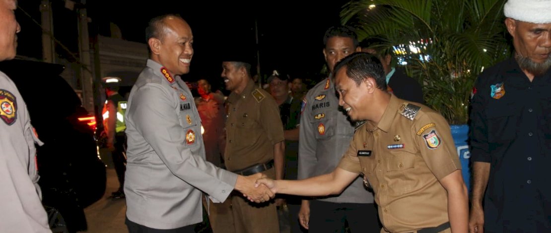 Kunjungan Silaturahmi, Kapolrestabes Makassar Akui Kekompakan Warga Kecamatan Tallo Kunjungan Silaturahmi, Kapolrestabes Makassar Akui Kekompakan Warga Kecamatan Tallo