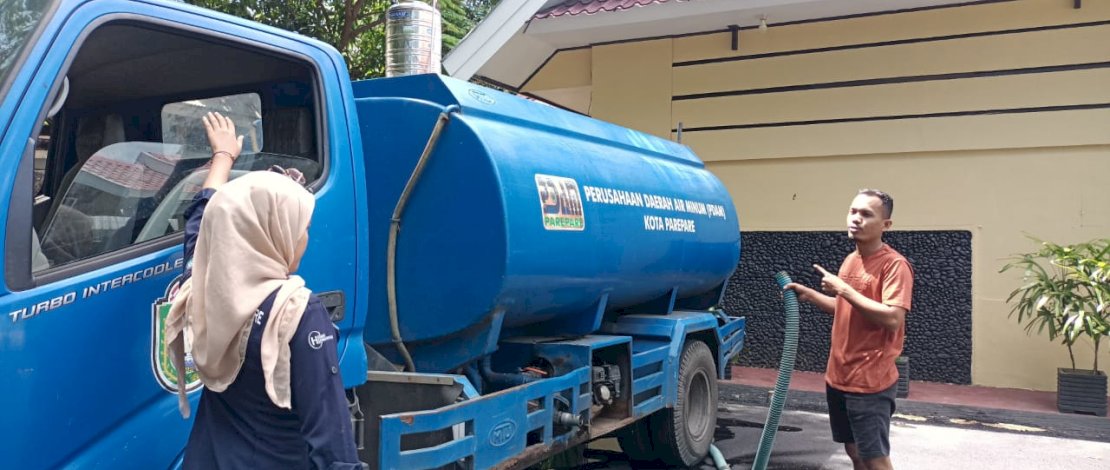 Maknai HUT ke-43, PAM Tirta Karajae Gelar Ramadan Peduli Hingga Layani Warga Secara Gratis