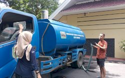 Maknai HUT ke-43, PAM Tirta Karajae Gelar Ramadan Peduli Hingga Layani Warga Secara Gratis