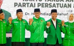 Ketum PPP Yakin Sandiaga Uno Bakal Calon Wapres Ganjar Pranowo