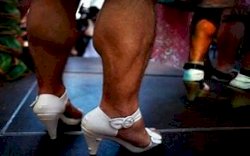 Tidak Miliki Izin, Konteks Waria di Bantaeng Dibubarkan Polisi