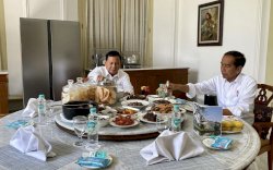 Prabowo Pamer Foto Makan Bareng Jokowi di Instagram