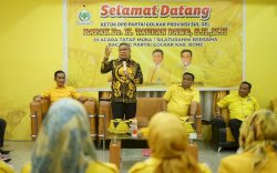 Didampingi Fashar Padjalangi, Taufan Pawe Pimpin Konsolidasi Golkar Bone