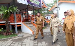 Fatmawati Rusdi Pantau Kesiapan Lomba Kelurahan Tingkat Kabupaten Kota 2023