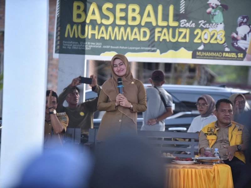 Bupati Luwu Utara Resmi Tutup Turnamen Baseball Muhammad Fauzi