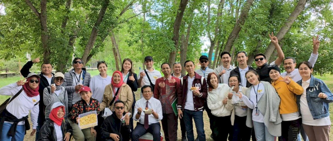 Raut wajah bahagia para peserta lomba perayaan HUT RI di KBRI Astana