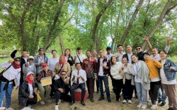 WNI Lepas Kerinduan Terhadap Indonesia di Perayaan HUT RI ke-78  KBRI Astana