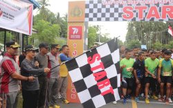Wabup dan Kapolres Lepas Peserta Polres Kepulauan Selayar Fun Run 10K