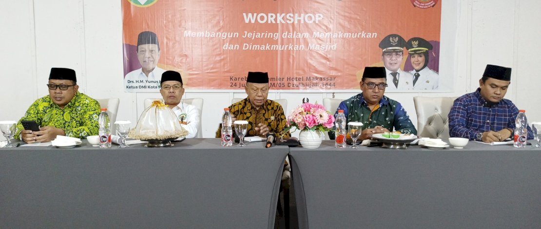 Pengurus Dewan Masjid Indonesia (DMI) Kota Makassar kembali merealisasikan program kerja melalui Bidang Hubungan Antar Lembaga, di Karebosi Premier Makassar, Sabtu, 24 Juni 2023.