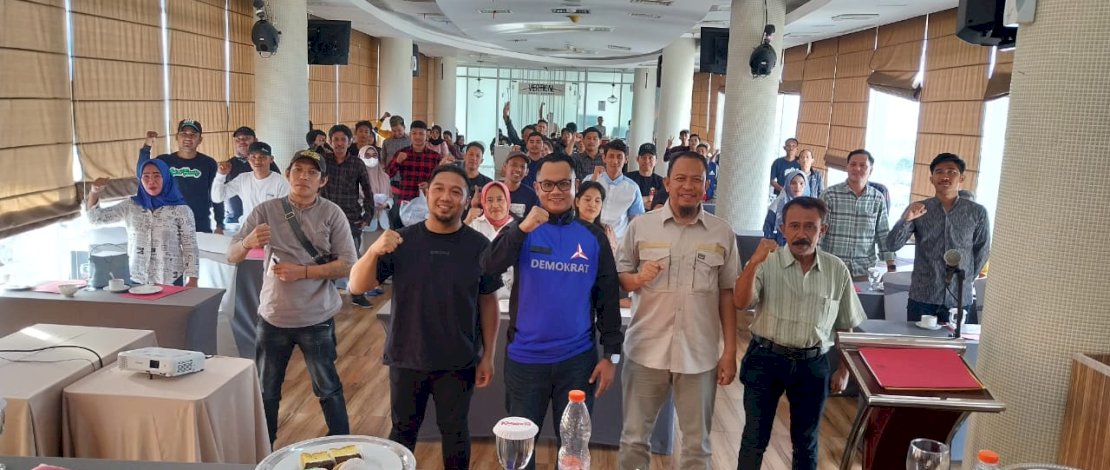 Legislator Ray Sury Dorong Pemuda Kota Makassar Lebih Kreatif dan Inovatif