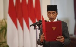 Presiden Jokowi Bantah Isu Bagi-Bagi Jabatan dalam Pengangkatan Tiga Wakil Menteri Baru