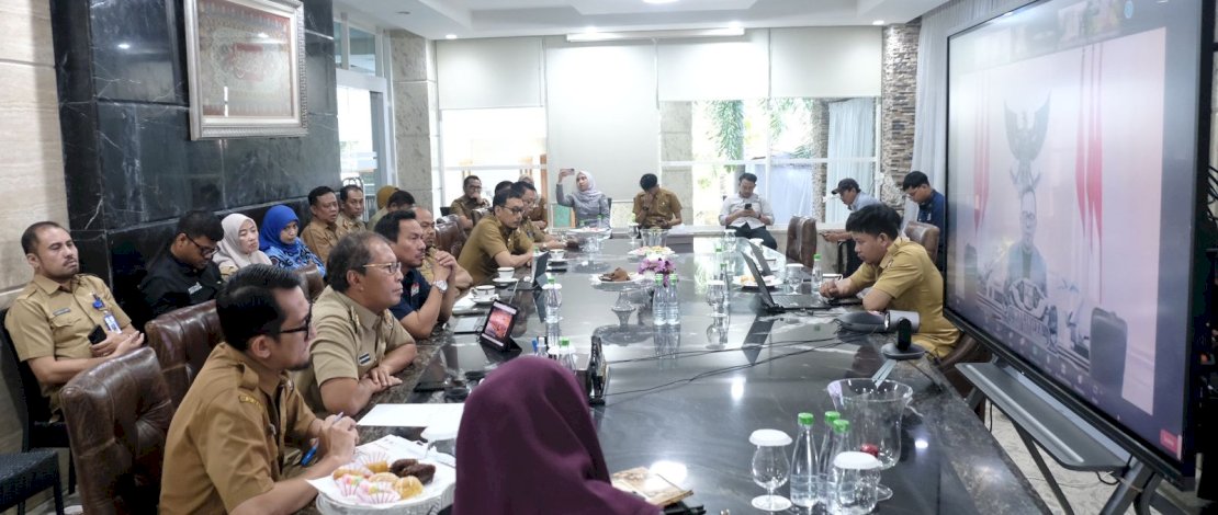Rapat Koordinasi Persiapan Rakernas Apeksi XVI yang digelar secara virtual, Senin, 26 Juni 2023.