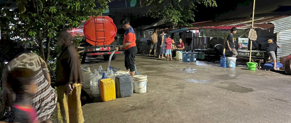 BPBD Sulsel Bantu Distribusi Air Bersih di Ratusan Rumah Warga di Kompleks Kodam 3 Makassar