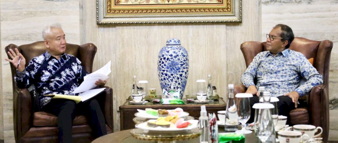 Walikota Makassar, Danny Pomanto saat menjamu Duta Besar Korea Selatan untuk Indonesia Mr Lee San Deok di kediamannya, Jalan Amirullah, Kota Makassar, Rabu (28/06/2023). Walikota Makassar, Danny Pomanto saat menjamu Duta Besar Korea Selatan untuk Indonesia Mr Lee San Deok di kediamannya, Jalan Amirullah, Kota Makassar, Rabu (28/06/2023).