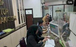 Plt. Camat Makassar Harun Rani Tinjau Ruang Pelayanan dan Diskusikan Inovasi dengan Laskar Pelangi