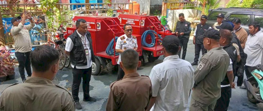 Plt.Camat Makassar Pimpin Apel Gabungan Satpol PP dan Tim Penertiban Bapenda dalam Penertiban Baligho