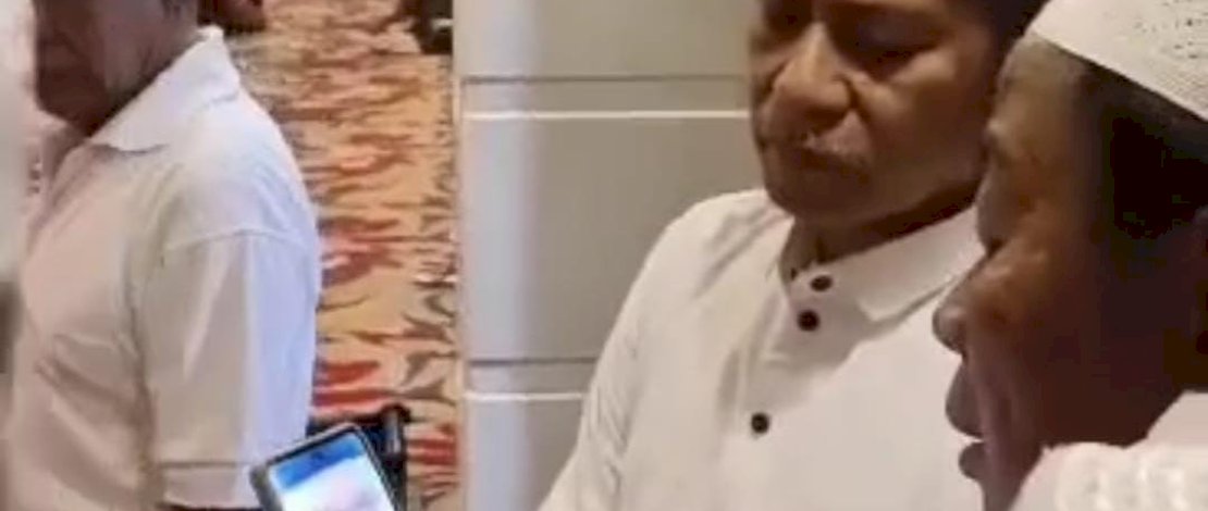 Bupati Jeneponto, Iksan Iskandar, langsung menghubungi petugas haji dan Sekda Jeneponto Muh Arifin Nur yang berada di Mekah, agar dihubungkan ke Muh Ilyas Bin Sijang, suami Almarhumah melalui sambungan Video Call WhatsApp.