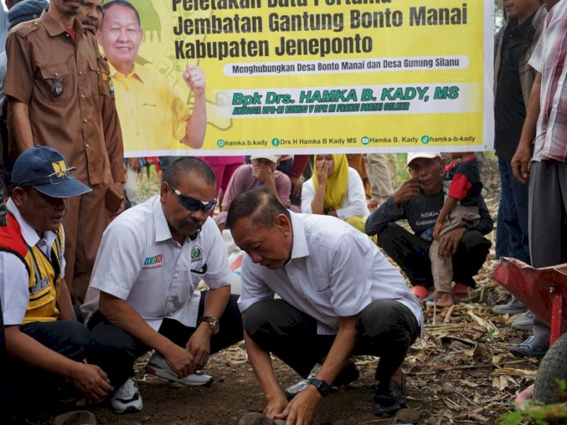 Perjuangan Hamka B Kady, Pembangunan Jembatan Gantung di Desa Bontomanai Jeneponto Kini Dimulai