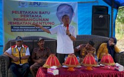 Setelah Banrimanurung, Hamka B Kady Pastikan Pembangunan Jembatan Gantung di Desa Gunung Lowe