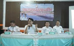 Harun Rani dan Ketua Forum Kemanusiaan Kota Makassar Sosialisasikan Pencegahan Bahaya Narkoba di Masyarakat Lorong Wisata