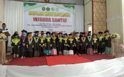 Pj Bupati Takalar Hadiri Wisuda Santri Haflan Musyahadan Kecamatan Marbo dan Pol-Sel